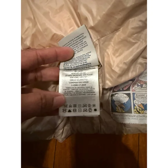 Women's Moncler Pink Velvet Puffer Jacket Size S with Beige Lining - Picture 8 of 13